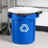 Rubbermaid BRUTE 20 Gallon Blue Round Recycling Can and White Lid