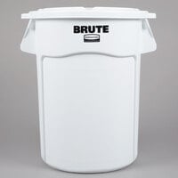 Rubbermaid BRUTE 44 Gallon White Round Trash Can and Lid