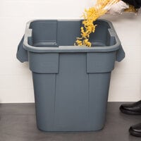 Rubbermaid BRUTE 28 Gallon Gray Square Trash Can and Lid