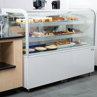 Avantco BCD-60 60 inch Curved Glass White Dry Bakery Display Case