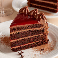 Pellman 9 inch Raspberry Chocolate Cake
