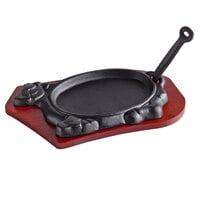 Choice 9 1/4 x 7 Oval Pre-Seasoned Cast Iron Fajita Skillet with Oak  Finish Wood Underliner and Grey Silicone Handle Cover