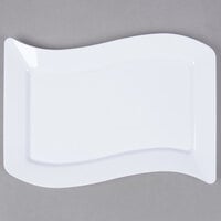 Fineline Wavetrends 1406-WH 6 1/2" x 10" White Plastic Salad Plate - 120/Case