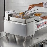 Cooking Performance Group F300 15 lb. Heavy-Duty Electric Countertop Fryer - 208/240V, 4200/5500W