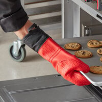 Vigor SafeMitt 15 inch Red Silicone Oven Mitt