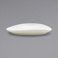 Front of the House DAP077BEP23 Tides 5 1/2 inch x 4 inch Semi-Matte Scallop Oval Porcelain Plate - 12/Case
