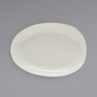 Front of the House DDP063BEP21 Tides 10 inch x 7 inch Semi-Matte Scallop Oval Porcelain Plate - 4/Case