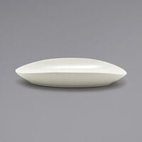 Front of the House DDP063BEP21 Tides 10 inch x 7 inch Semi-Matte Scallop Oval Porcelain Plate - 4/Case