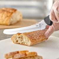 Mercer Culinary M18135BK Ultimate White® 8 inch Offset Wavy Edge Bread Knife - Black Handle
