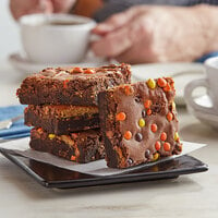 David's Cookies 4 oz. Pre-Cut REESE'S® Peanut Butter Swirl Brownie 24-Count Tray - 2/Case