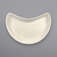 International Tableware FA-29-AW Roma 15 oz. Ivory (American White) Stoneware Crescent Dish - 12/Case