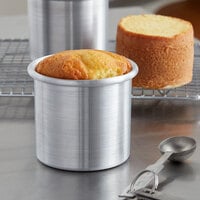 Chicago Metallic 50624 6 Compartment Non-Stick Aluminum Bundtlette Mini  Cake Pan - 4 x 1 7/8 Cavities