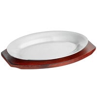 Choice 11 1/2 inch x 8 inch Oval Aluminum Sizzler Platter with Mahogany Finish Rubberwood Underliner
