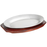 Choice 10 1/2 inch x 7 inch Oval Aluminum Sizzler Platter with Mahogany Finish Rubberwood Underliner