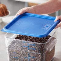 Carlisle 1197260 Royal Blue Polypropylene Lid for 12, 18, and 22 Qt. Square Containers