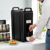 Cambro 500LCD110 Camtainers® 4.75 Gallon Black Insulated Beverage Dispenser