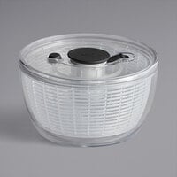 OXO 1045409 Good Grips 2.5 Qt. Plastic Salad & Herb Spinner / Dryer