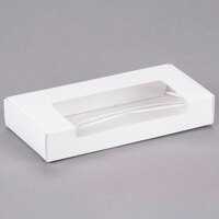 7 3/8 inch x 3 1/2 inch x 1 1/4 inch White 3/4 lb. 1-Piece Candy Box with Rectangular Window   - 250/Case