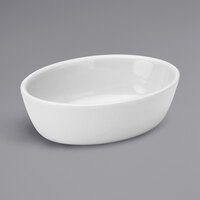 Oneida Tundra by 1880 Hospitality F1400000634 20 oz. Oval Warm White China Baker Dish - 24/Case