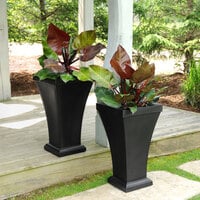 Mayne Commercial Planters