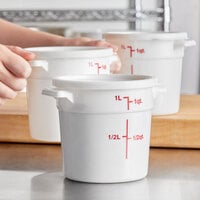 Choice 1 Qt. White Round Polypropylene Food Storage Container and Lid - 3/Pack