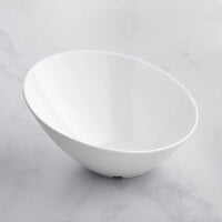 Acopa 43 oz. White Slanted Melamine Bowl