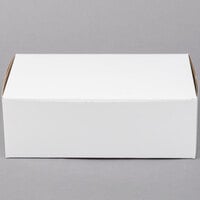 10 inch x 6 inch x 3 1/2 inch White Donut / Bakery Box - 10/Pack