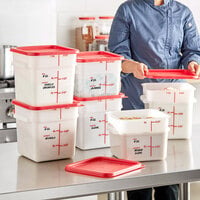Vigor White Square Polyethylene Food Storage Container and Red Lid Set - 6/Pack