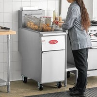 Avantco FF40 Liquid Propane 40 lb. Stainless Steel Floor Fryer - 90,000 BTU