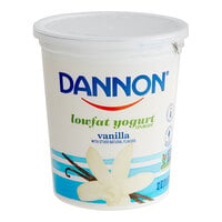 Dannon Low-Fat Vanilla Yogurt 32 oz. - 6/Case