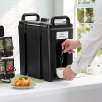 Cambro 250LCD110 Camtainers® 2.5 Gallon Black Insulated Beverage Dispenser