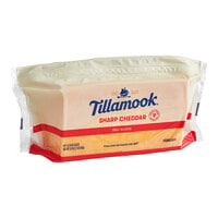 Tillamook Deli Sliced Sharp Yellow Cheddar Cheese 2 lb. - 6/Case