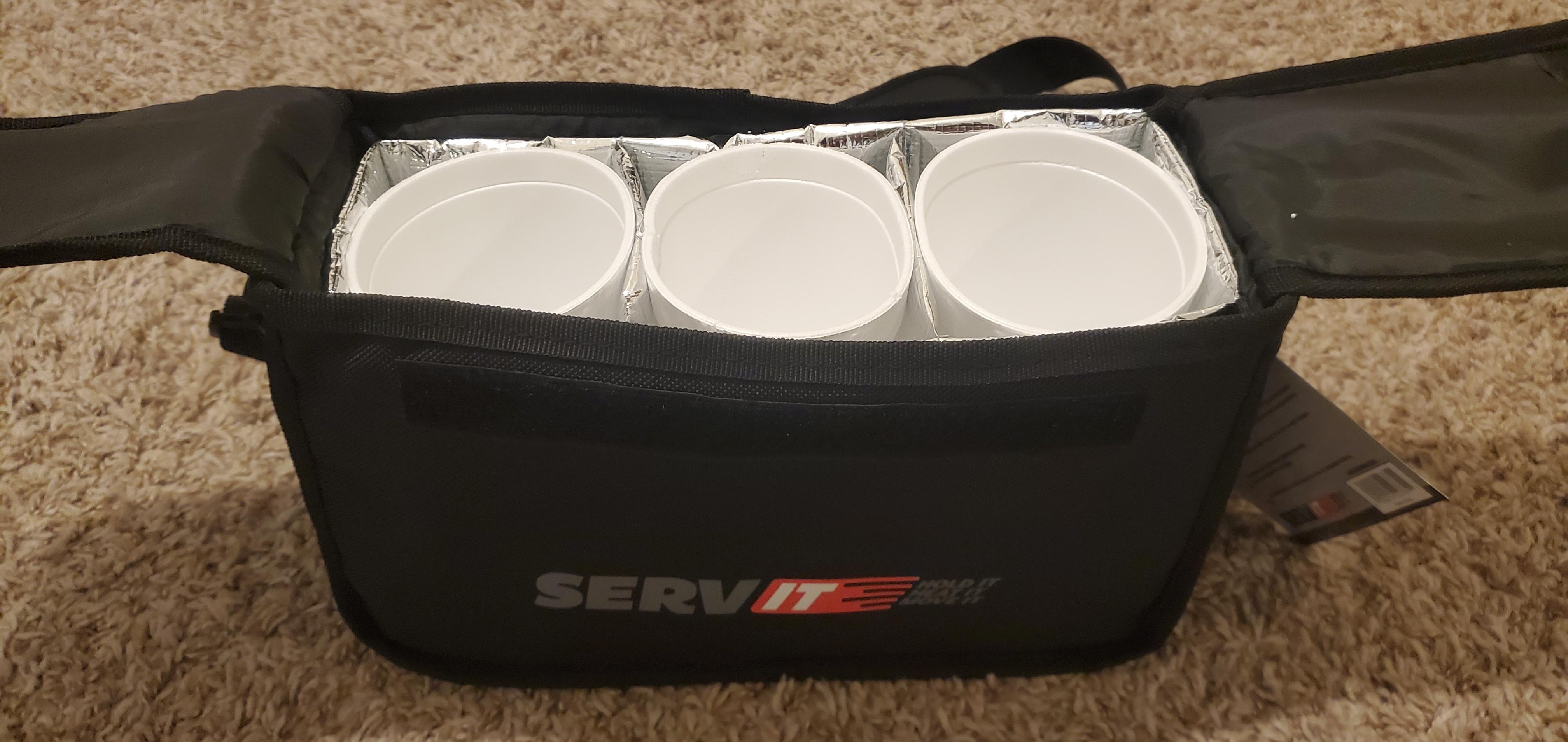 Holds 3 20 ounce cups with no issues