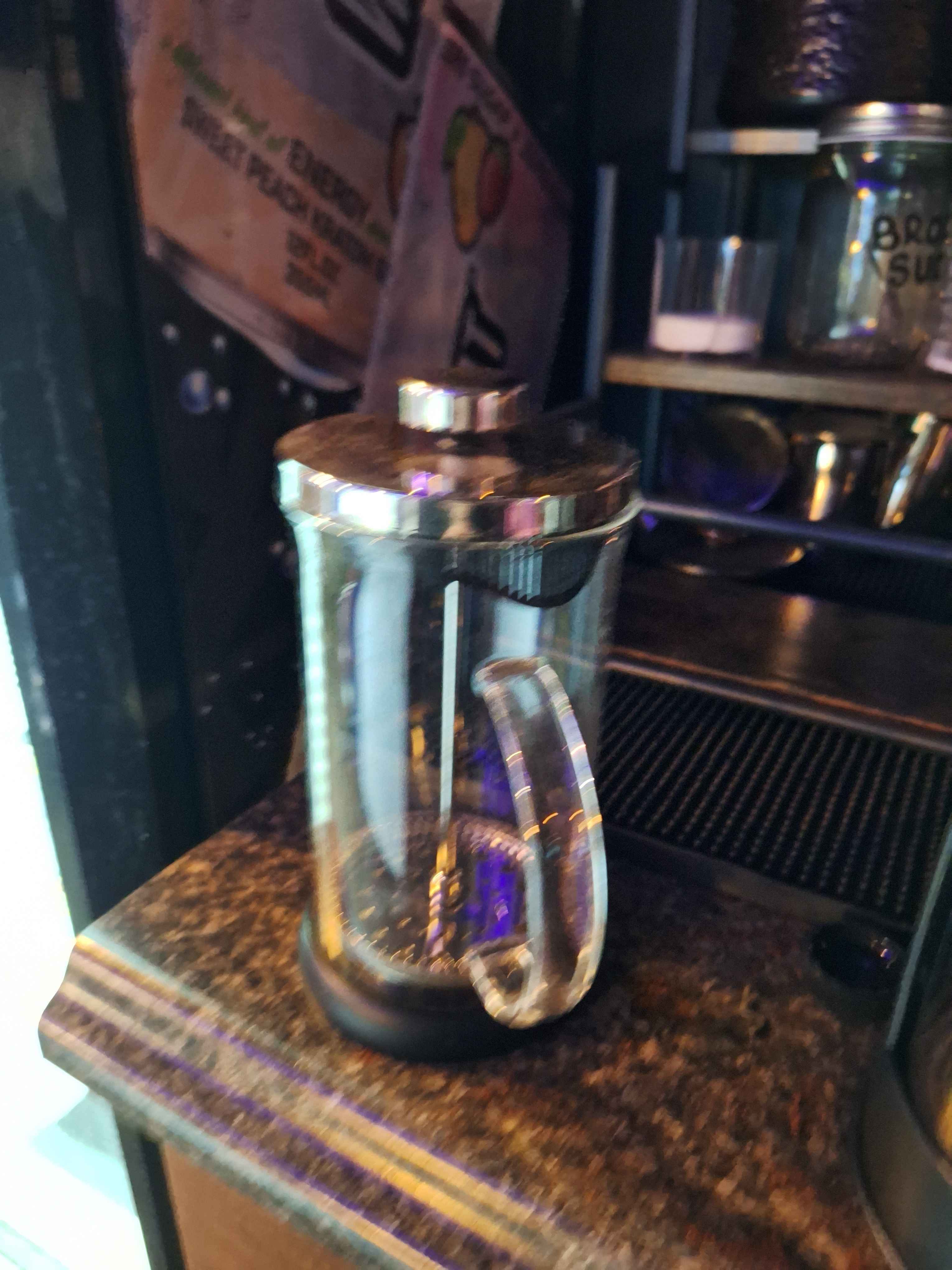 Our 20 oz French press keeping things compact, classy, and properly plunged.