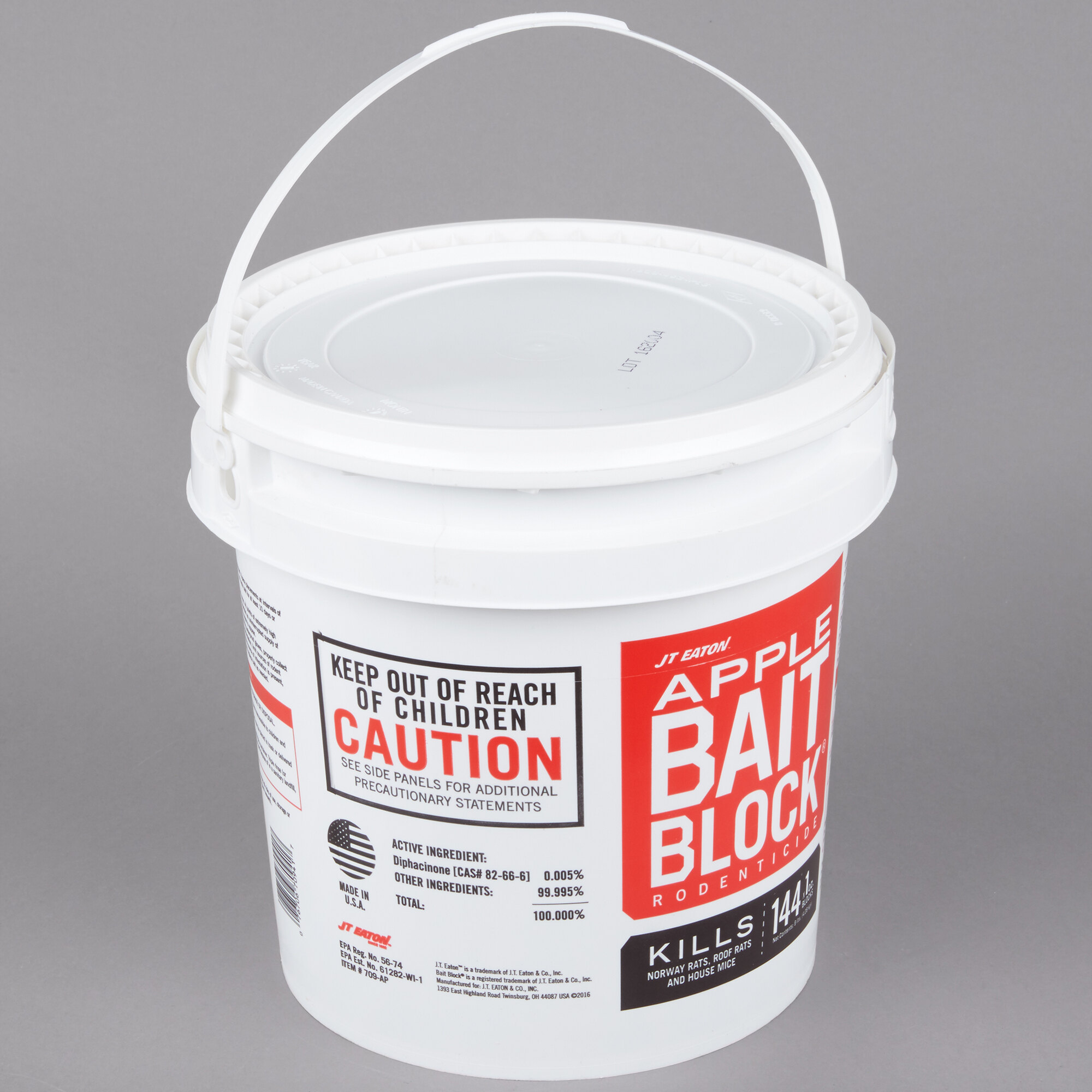 JT Eaton 709AP Apple Flavor Bait Blocks (144) 1 oz. Blocks / Pail