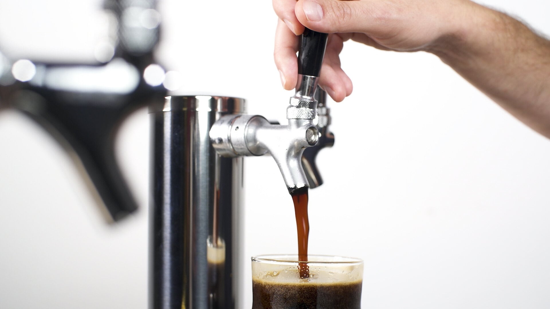 Beverage-Air DD94HC-1-B-069 (2) Triple Tap Kegerator Beer