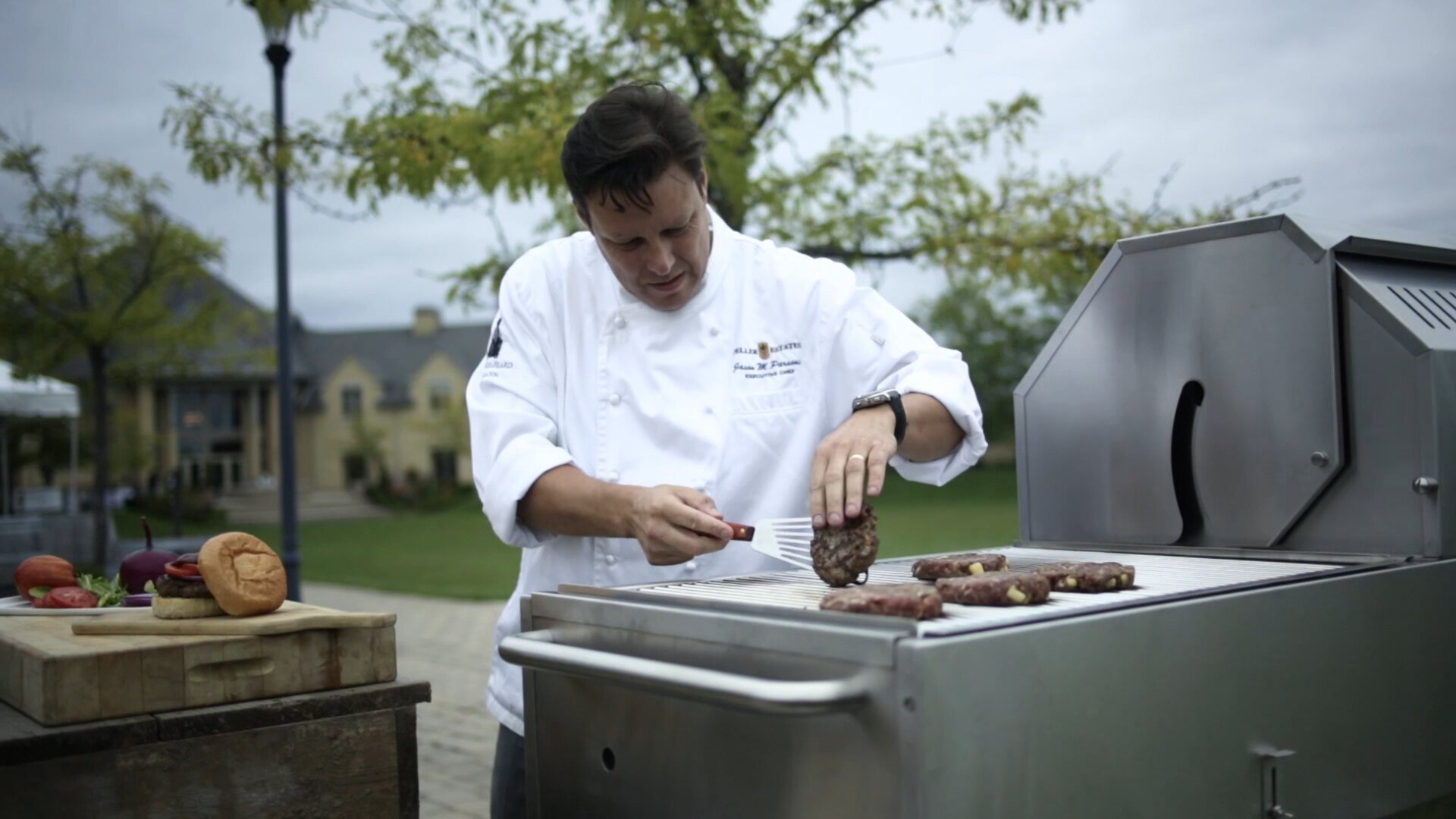 Crown Verity PF-1-LP 35 - 40 lb. Single Tank Portable Outdoor Fryer