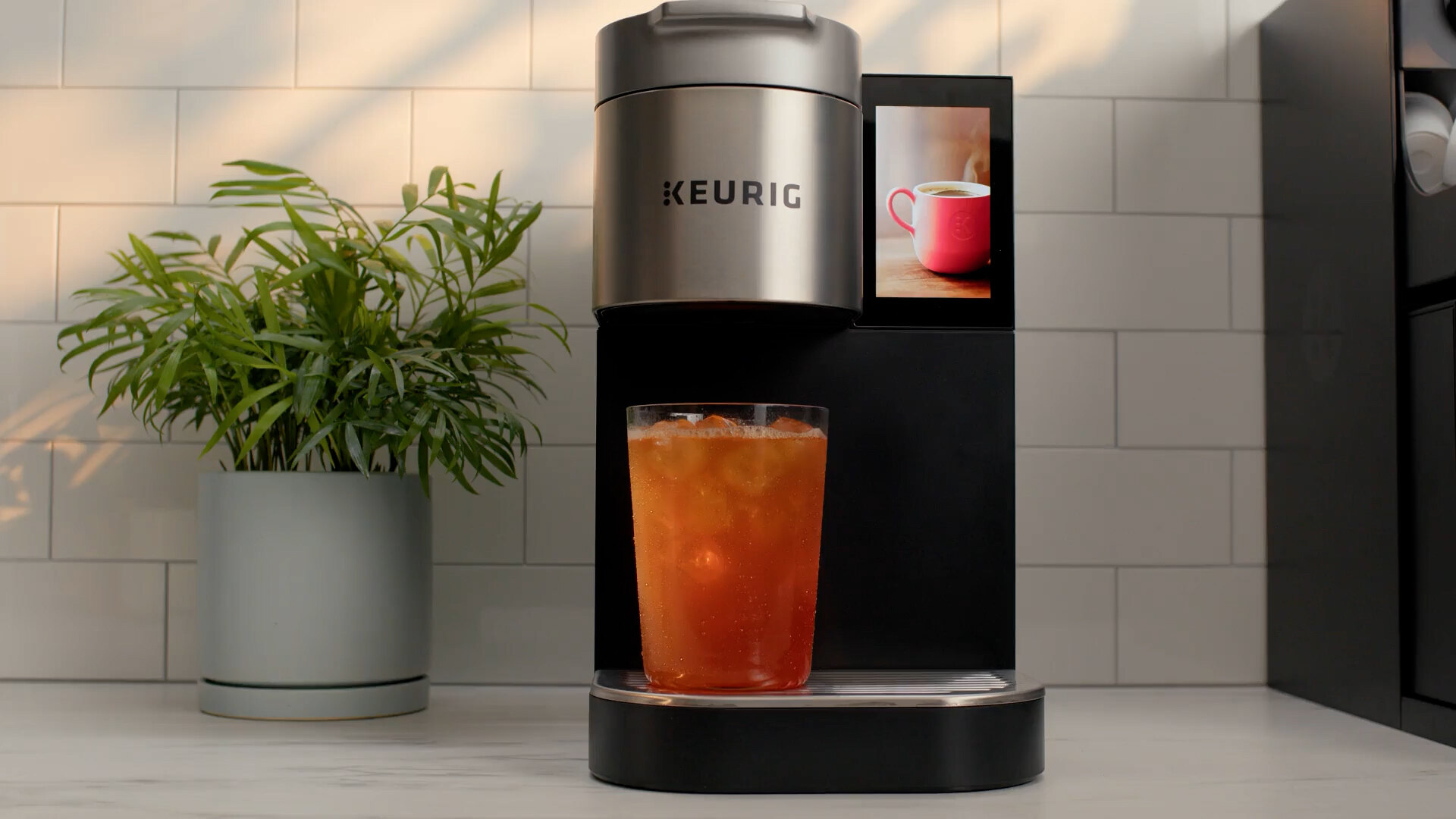 Keurig® K-2550 Commercial Single Serve Pod Coffee Maker with Water