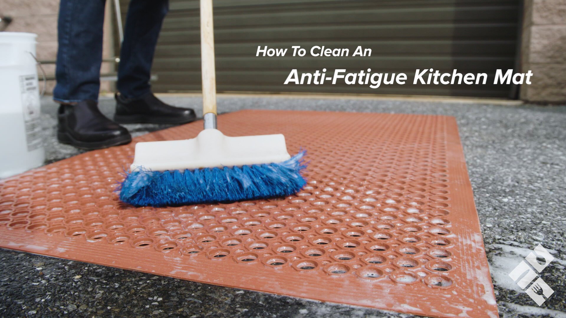 how to clean a rubber kitchen mat
