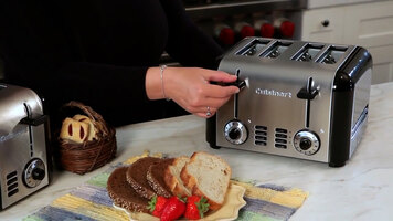 Cuisinart: 2-Slice and 4-Slice Compact Stainless Toasters