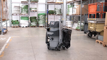 Nilfisk VHB436 Industrial Vacuum Sales Demonstration Nilfisk VHB436 Industrial Vacuum Sales Demonstration