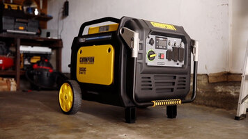 Champion 8500-Watt Electric Start Inverter with Quiet Technology and CO Shield (Model 100719) Champion 8500-Watt Electric Start Inverter with Quiet Technology and CO Shield (Model 100719)