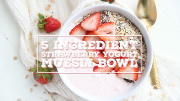 Bob's Red Mill: Strawberry Yogurt Muesli Bowl