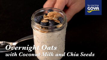 Overnight Oats with Coconut Milk and Chia Seeds