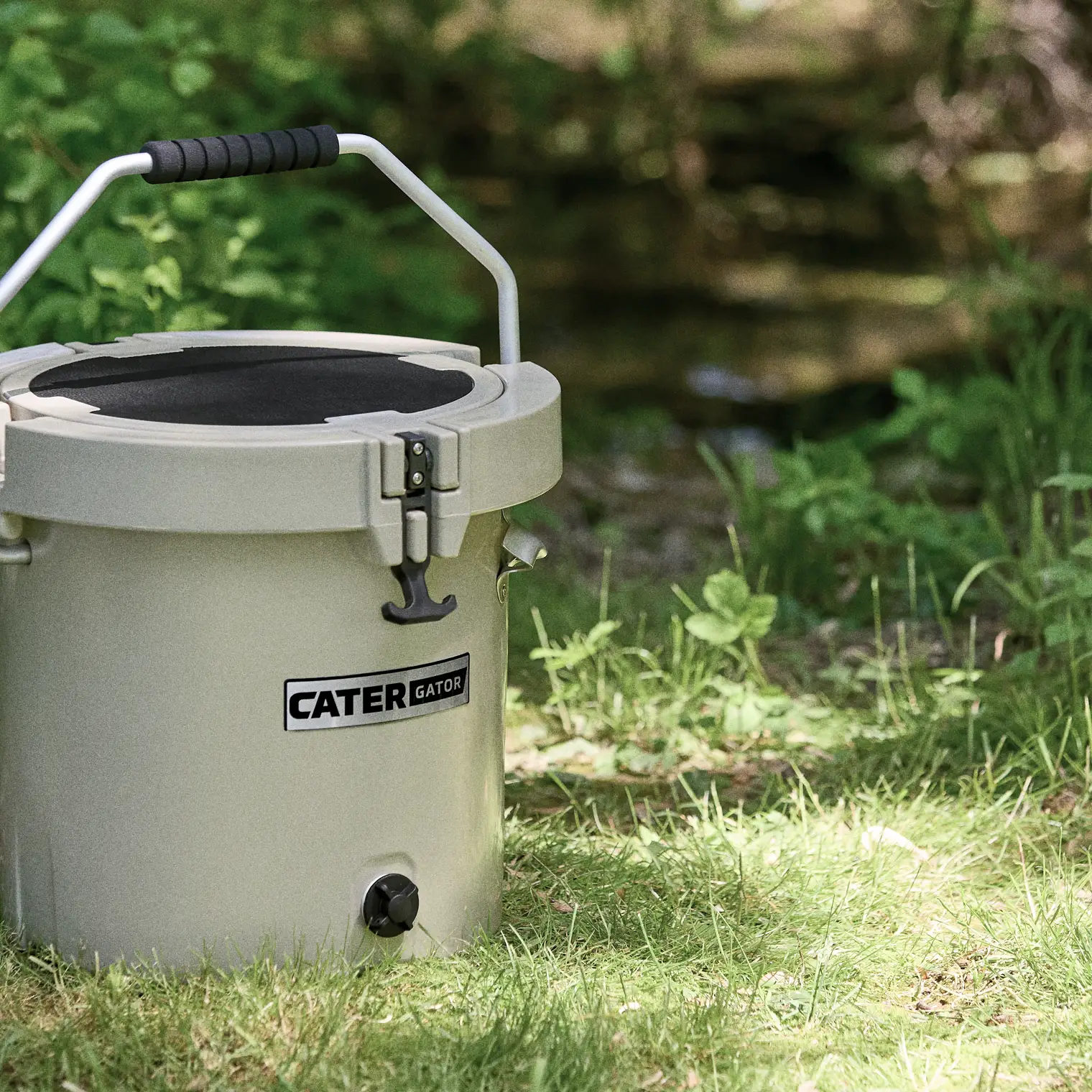 catergator bucket