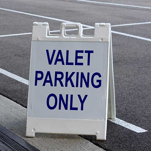 OMNI Airport Parking - VALET