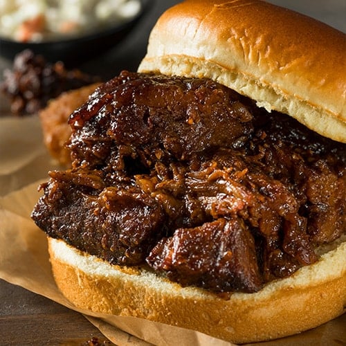 burnt ends on a sandwich bun