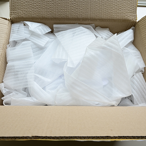 Bubble Wrap VS Packing Paper: Which is the best packing material for moving?