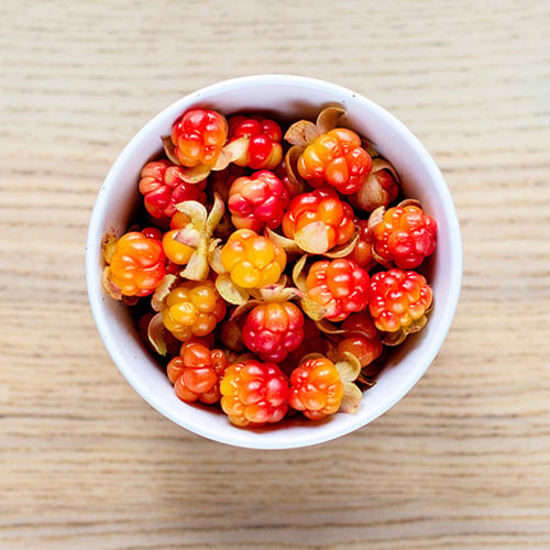 salmonberries in a bowl