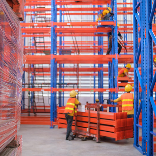 Installing Pallet Racking